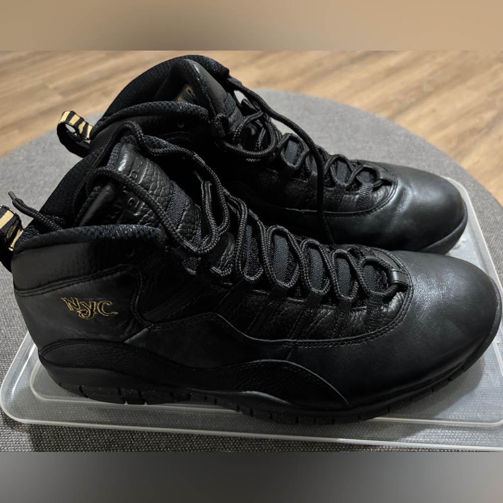 Air Jordan 10 Retro “NYC” sneakers